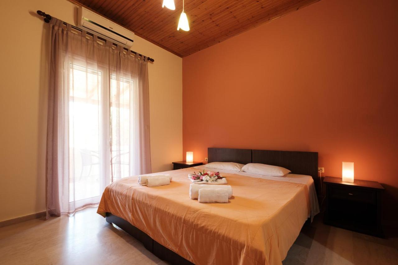 Erifili Apartments Сидари Екстериор снимка