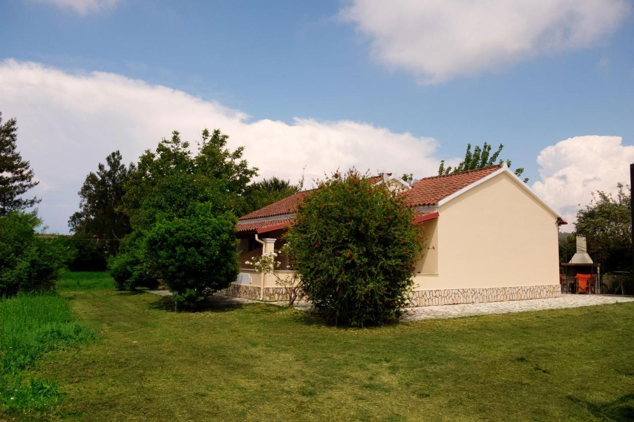 Erifili Apartments Сидари Екстериор снимка