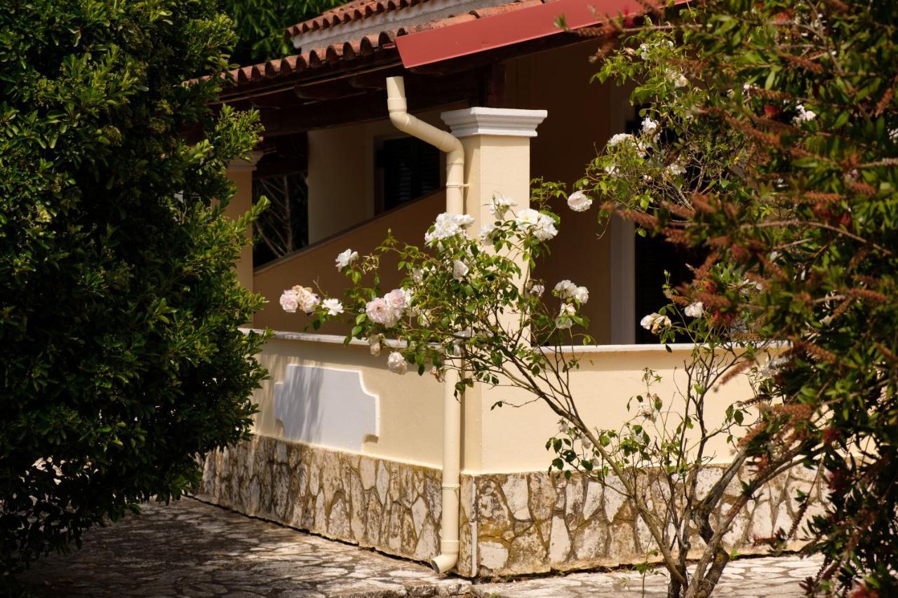 Erifili Apartments Сидари Екстериор снимка