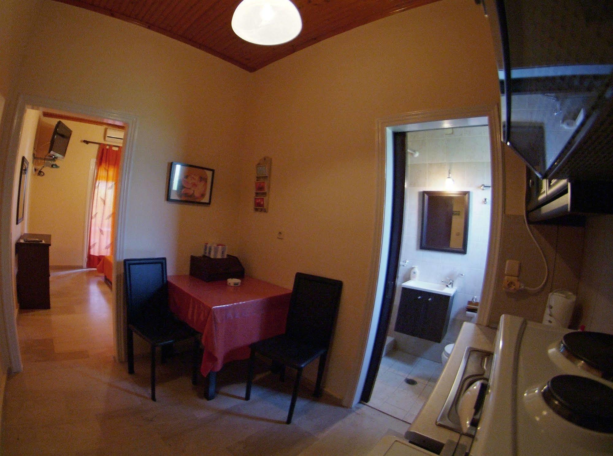 Erifili Apartments Сидари Екстериор снимка